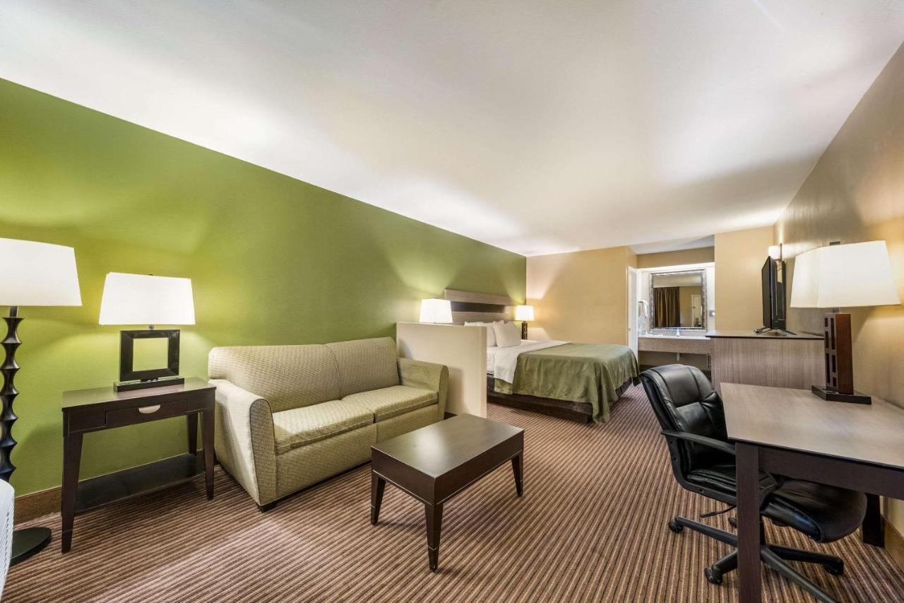 Quality Inn & Suites Garland - East Dallas Εξωτερικό φωτογραφία