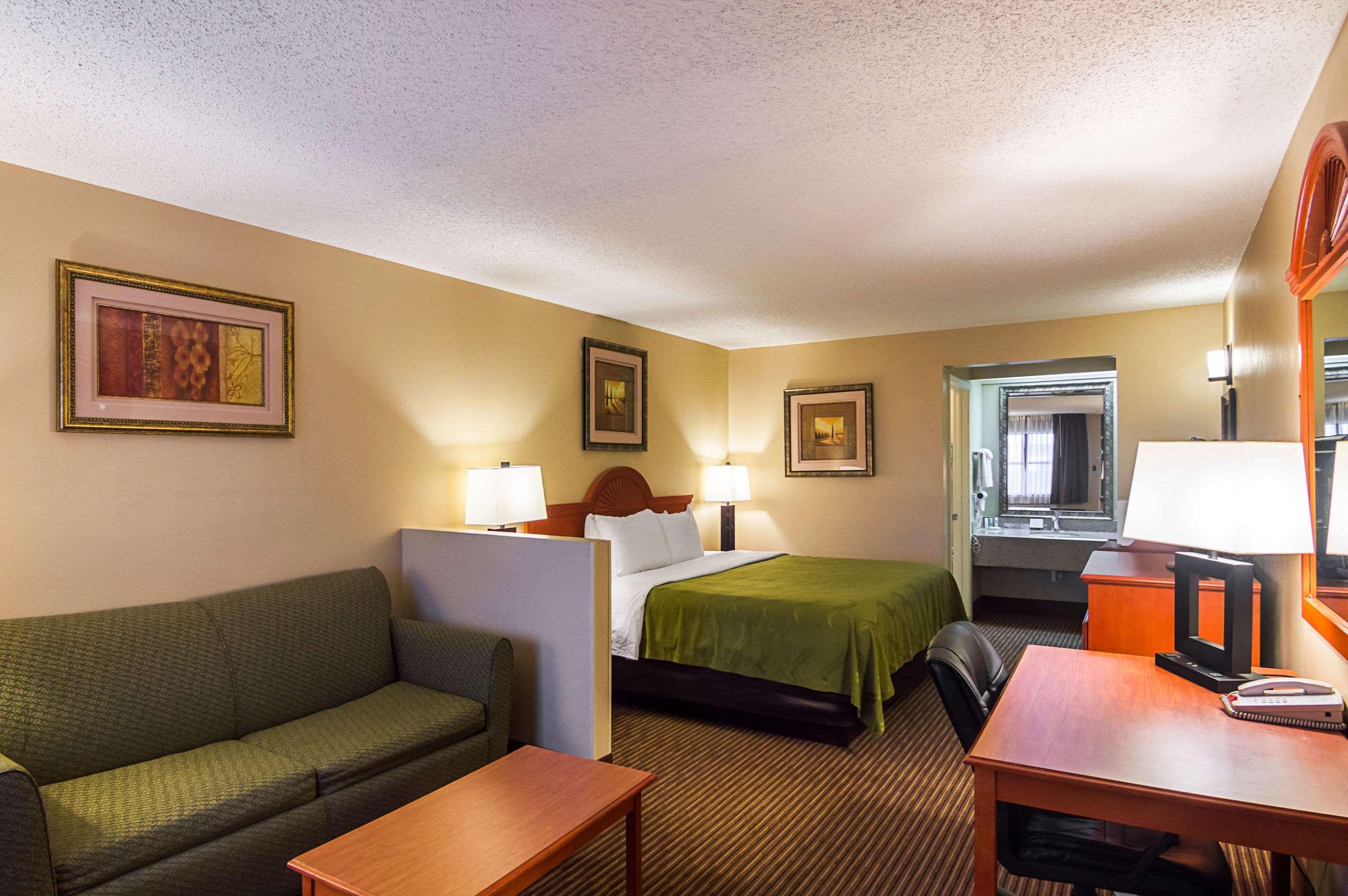 Quality Inn & Suites Garland - East Dallas Εξωτερικό φωτογραφία