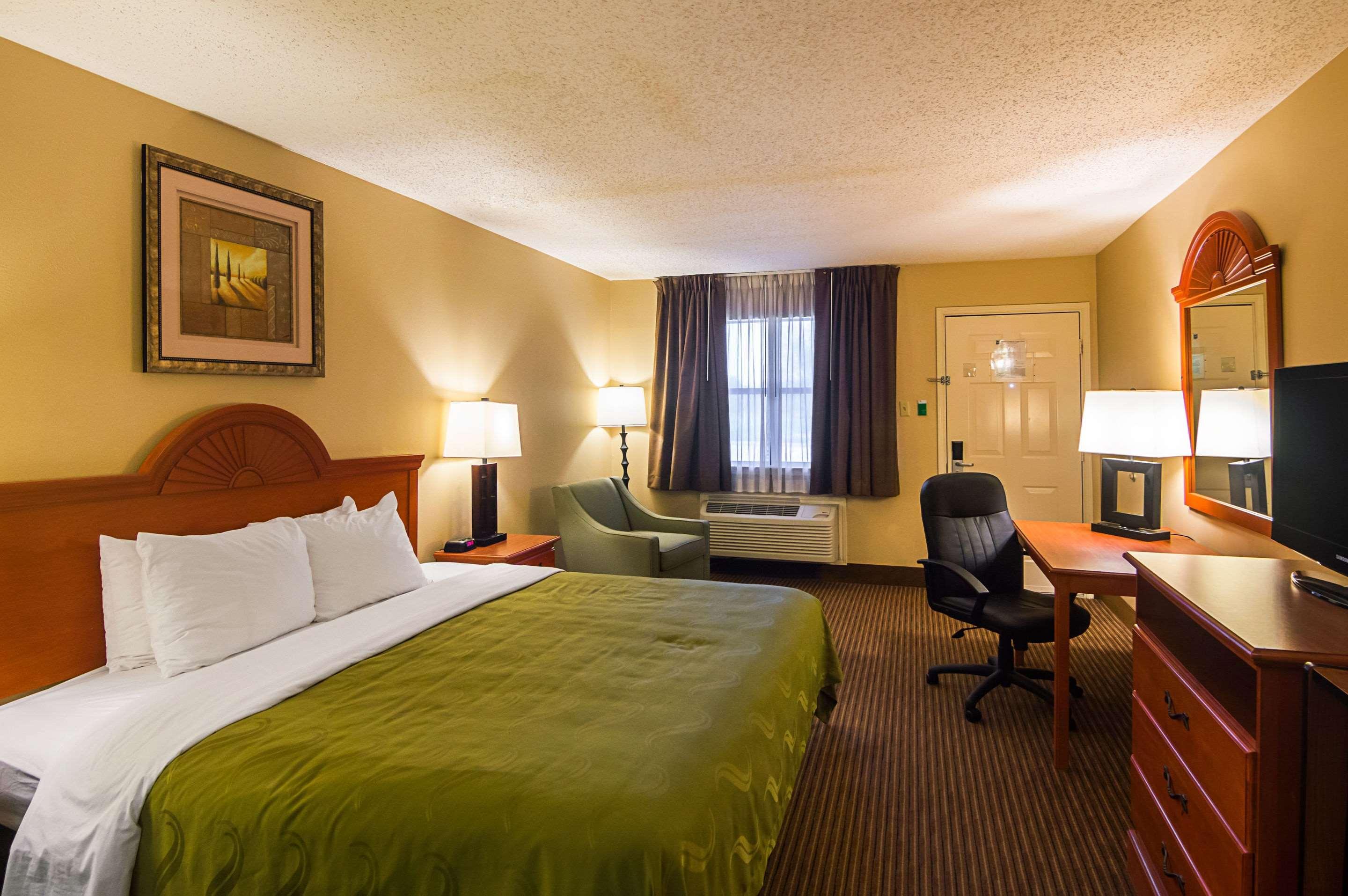 Quality Inn & Suites Garland - East Dallas Εξωτερικό φωτογραφία