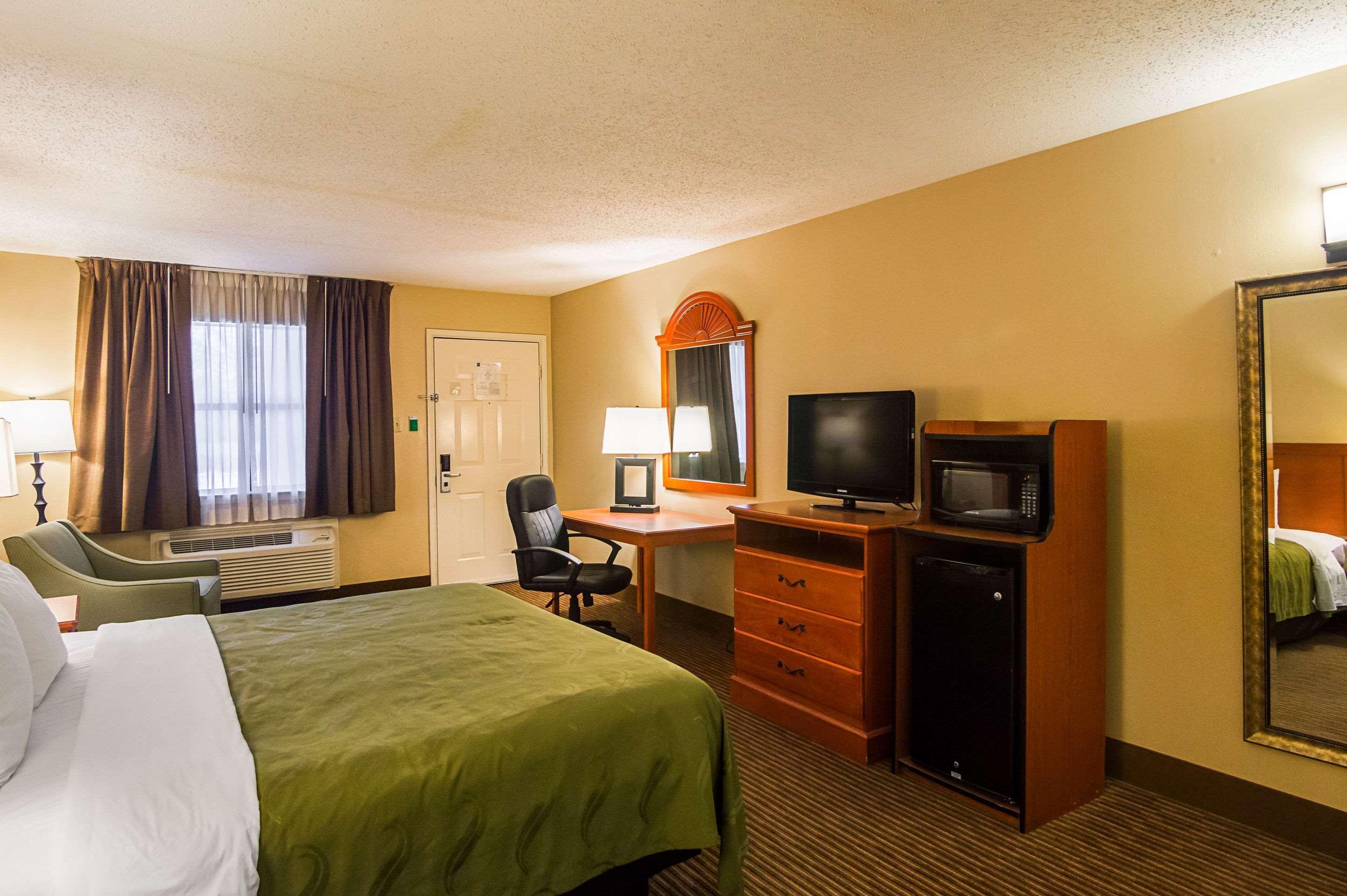 Quality Inn & Suites Garland - East Dallas Εξωτερικό φωτογραφία