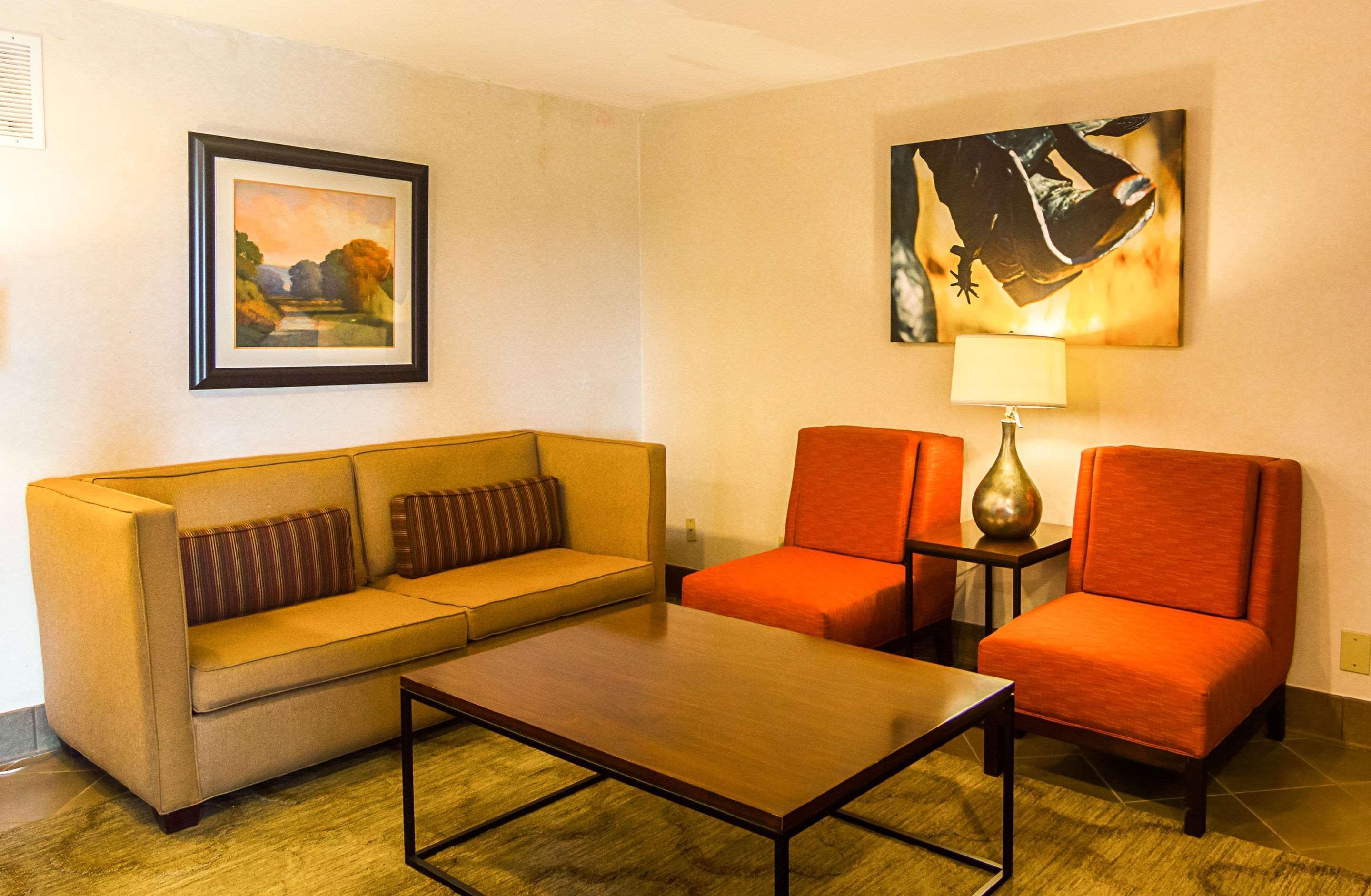 Quality Inn & Suites Garland - East Dallas Εξωτερικό φωτογραφία