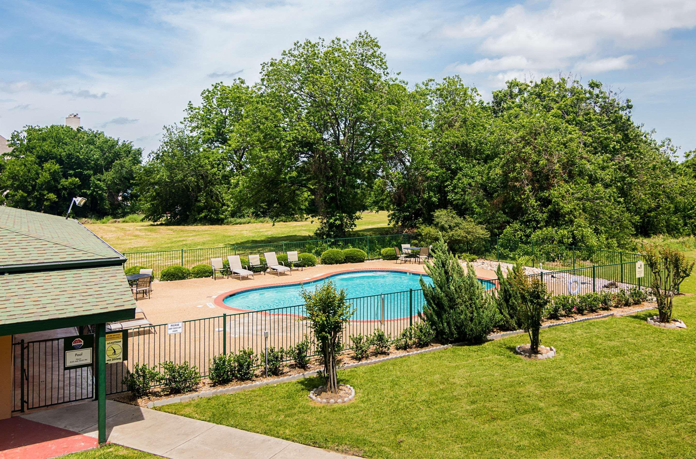 Quality Inn & Suites Garland - East Dallas Εξωτερικό φωτογραφία
