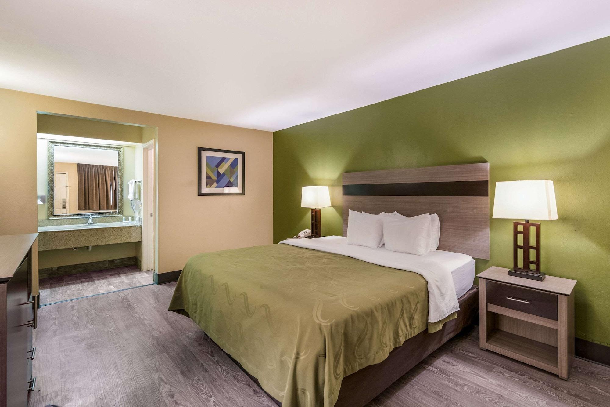 Quality Inn & Suites Garland - East Dallas Εξωτερικό φωτογραφία