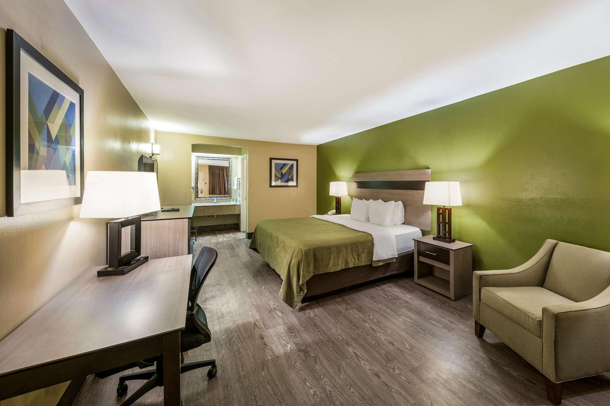 Quality Inn & Suites Garland - East Dallas Εξωτερικό φωτογραφία